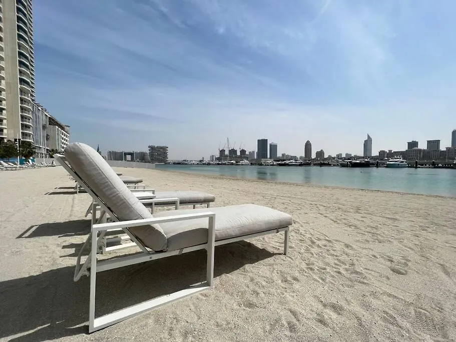 Apartment First Class 1Br Stunning Marina & Palm View Dubai