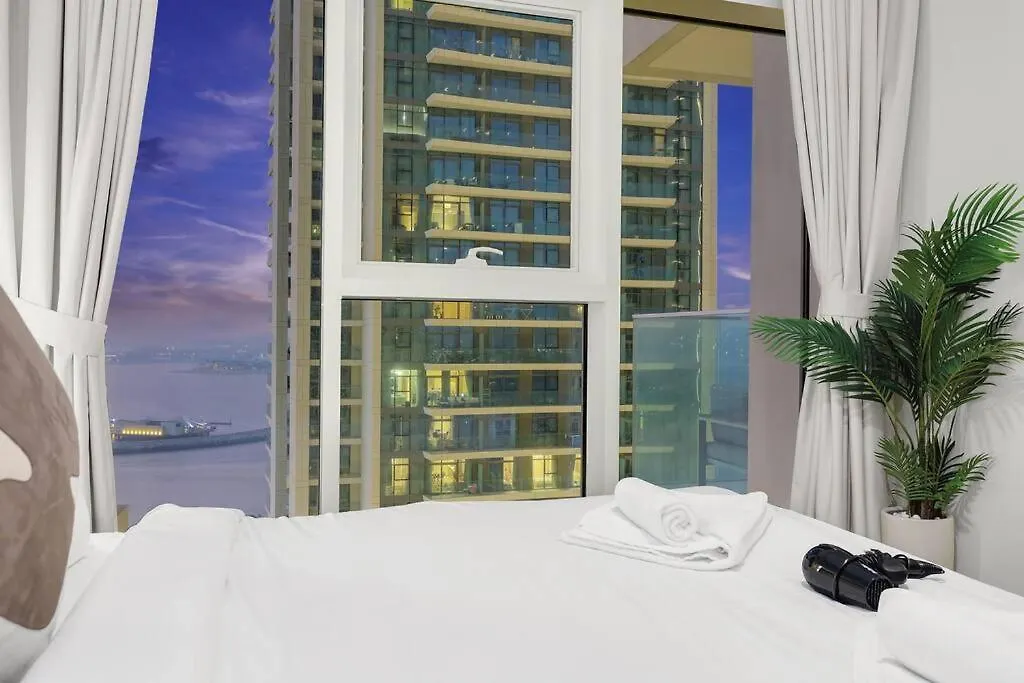 First Class 1Br Stunning Marina & Palm View Dubai 0*,  United Arab Emirates