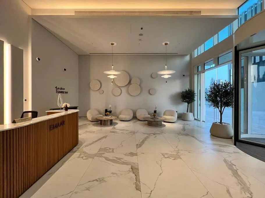 First Class 1Br Stunning Marina & Palm View Dubai United Arab Emirates